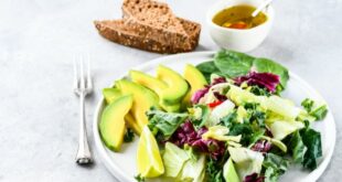 Cara Membuat Salad Sayur Sederhana, Enak, dan Cocok untuk Diet