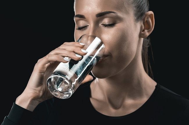 The Water Fasting Diet Method: Benefits and Risks