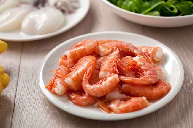 Various Benefits of Eating Shrimp and Risks for Health